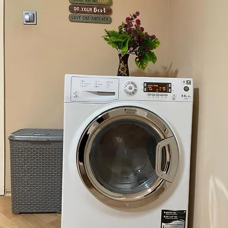 Bm Aparts * Πλέβεν